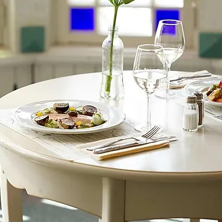 Kuursaal Hotel Kuressaare