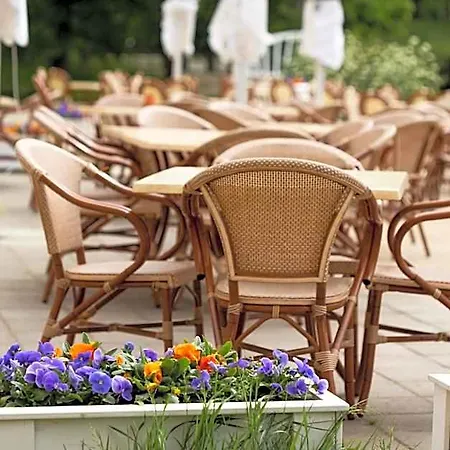 Kuursaal Otel 3*